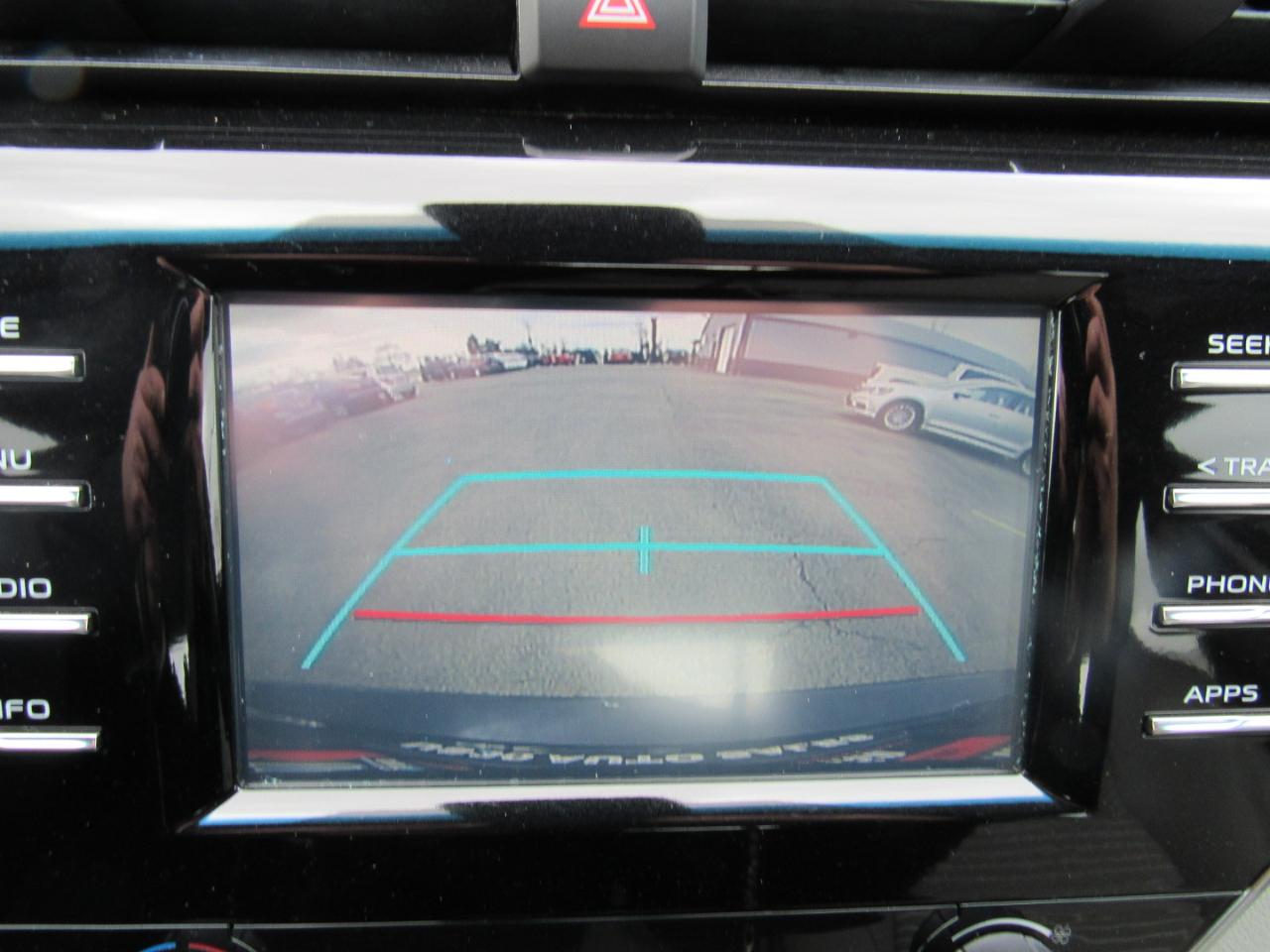 Toyota Camry XLE Auto (Natl) 2018