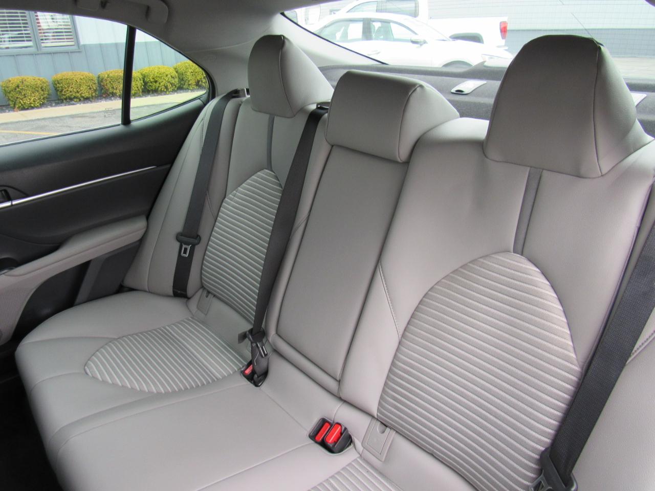 Toyota Camry XLE Auto (Natl) 2018