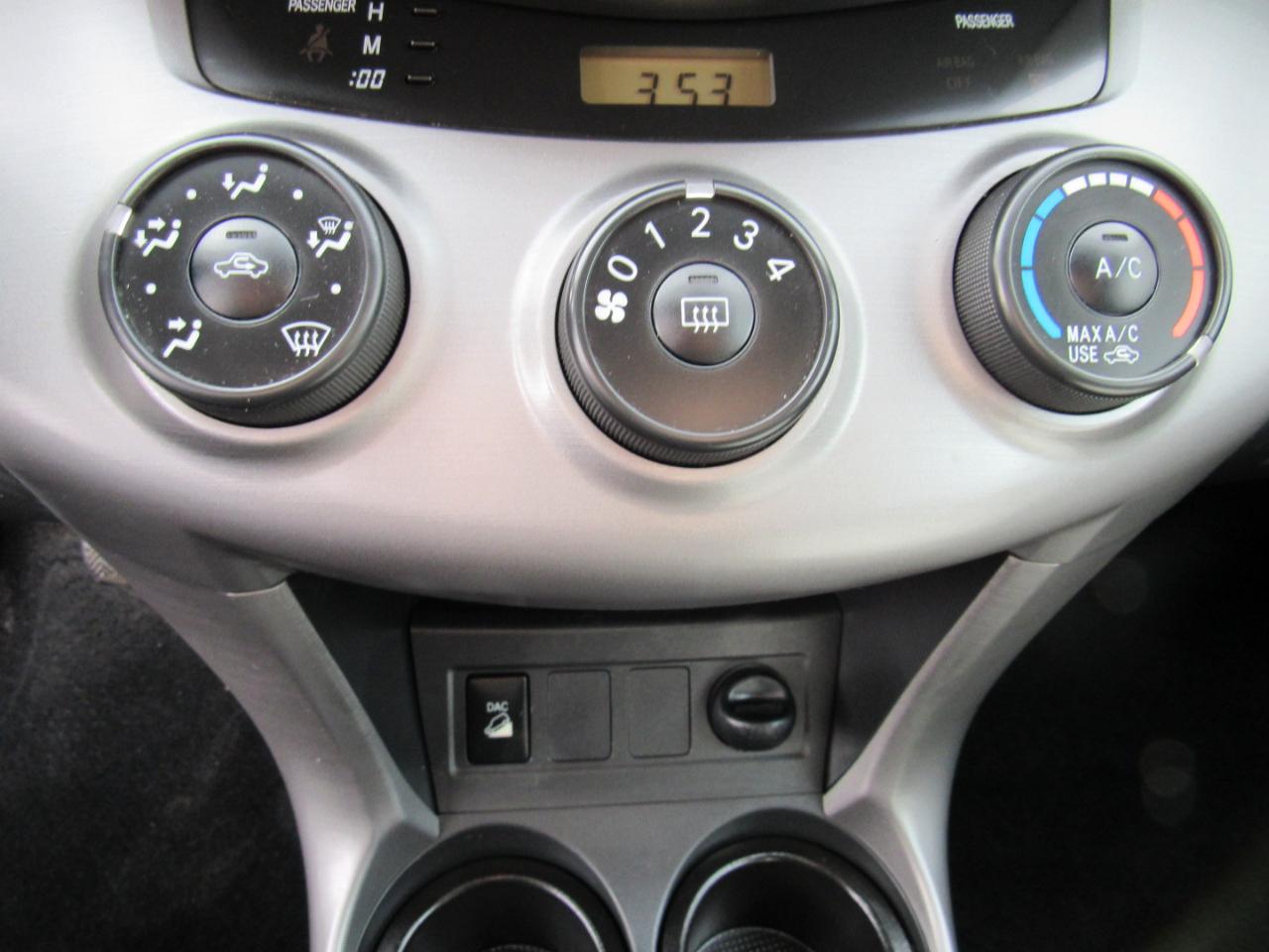 Toyota RAV4 4WD 4dr V6 5-Spd AT Sport (Natl) 2008