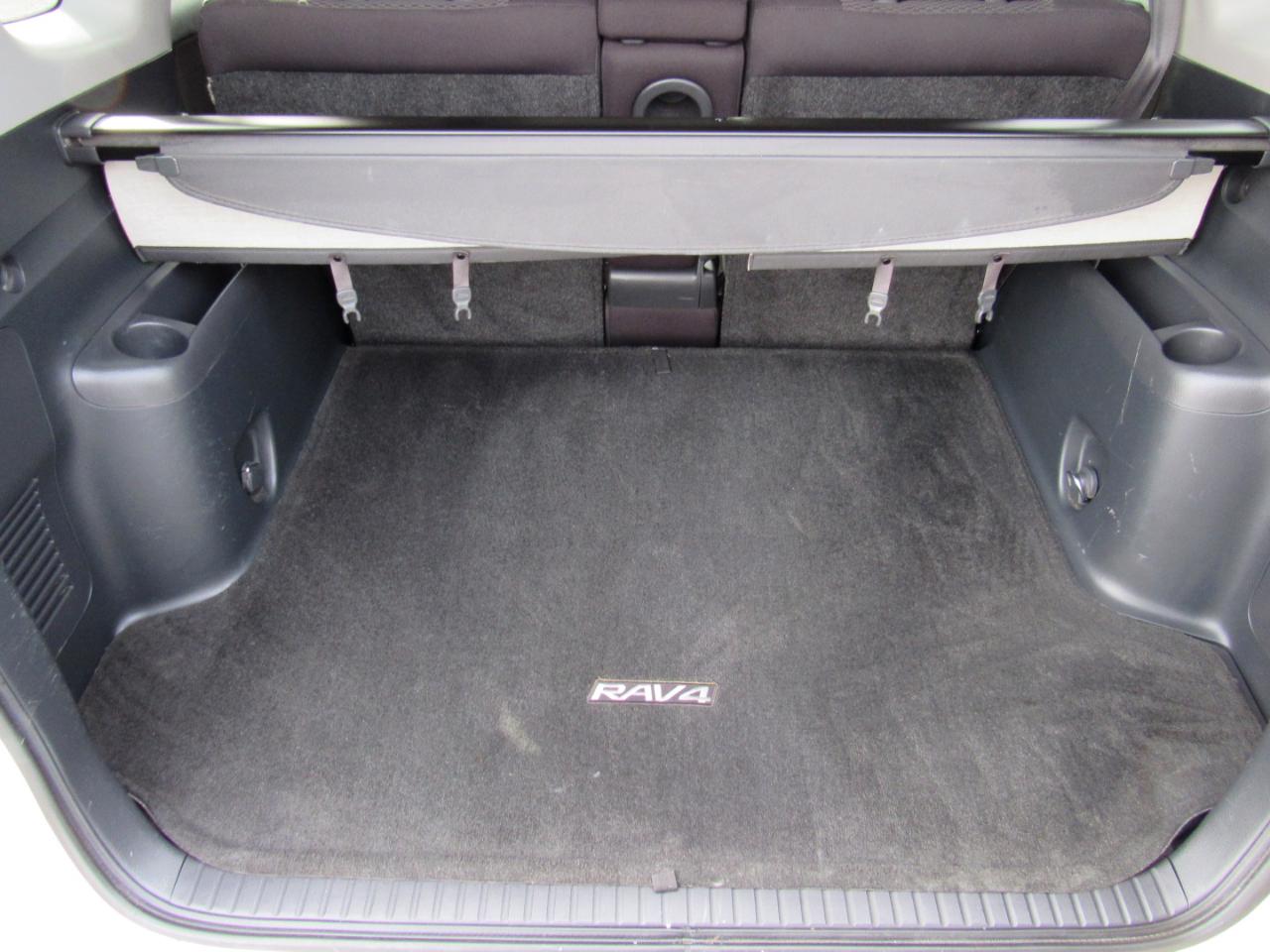 Toyota RAV4 4WD 4dr V6 5-Spd AT Sport (Natl) 2008