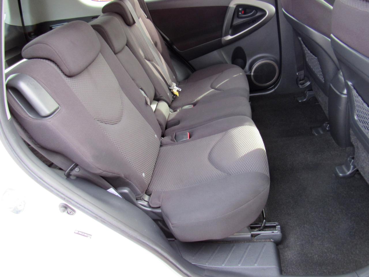 Toyota RAV4 4WD 4dr V6 5-Spd AT Sport (Natl) 2008