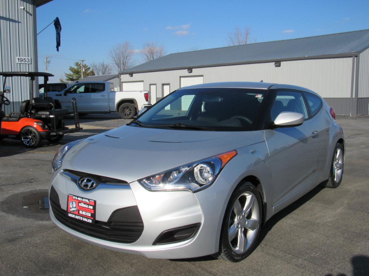 2013 Hyundai Veloster 3dr Cpe Auto w/Black Int