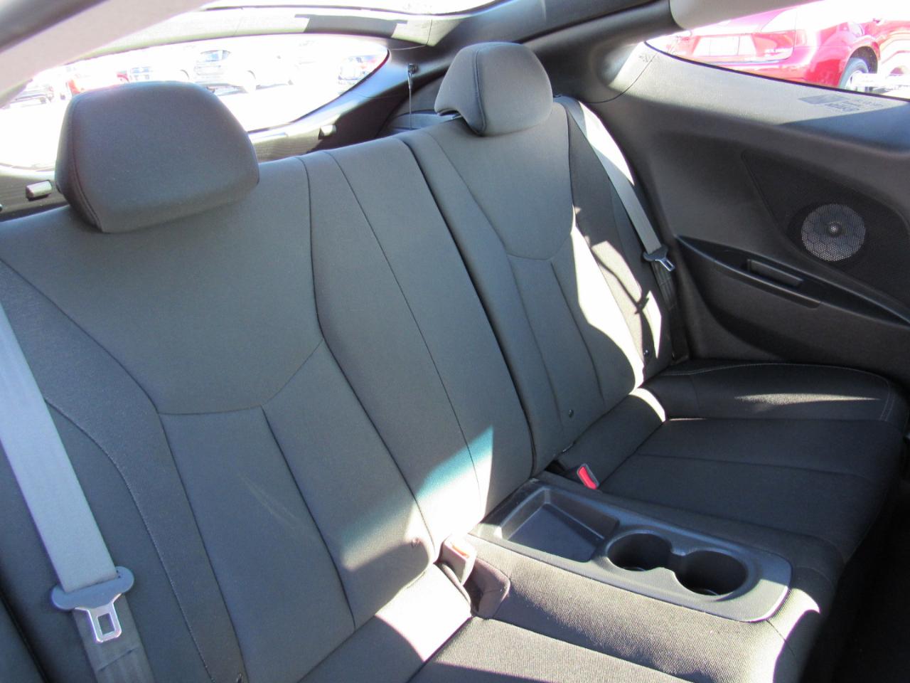 Hyundai Veloster 3dr Cpe Auto w/Black Int 2013