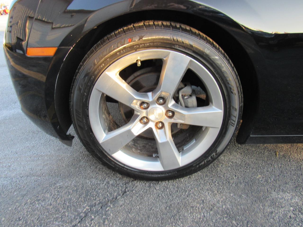 Chevrolet Camaro 2dr Cpe 2LS 2012