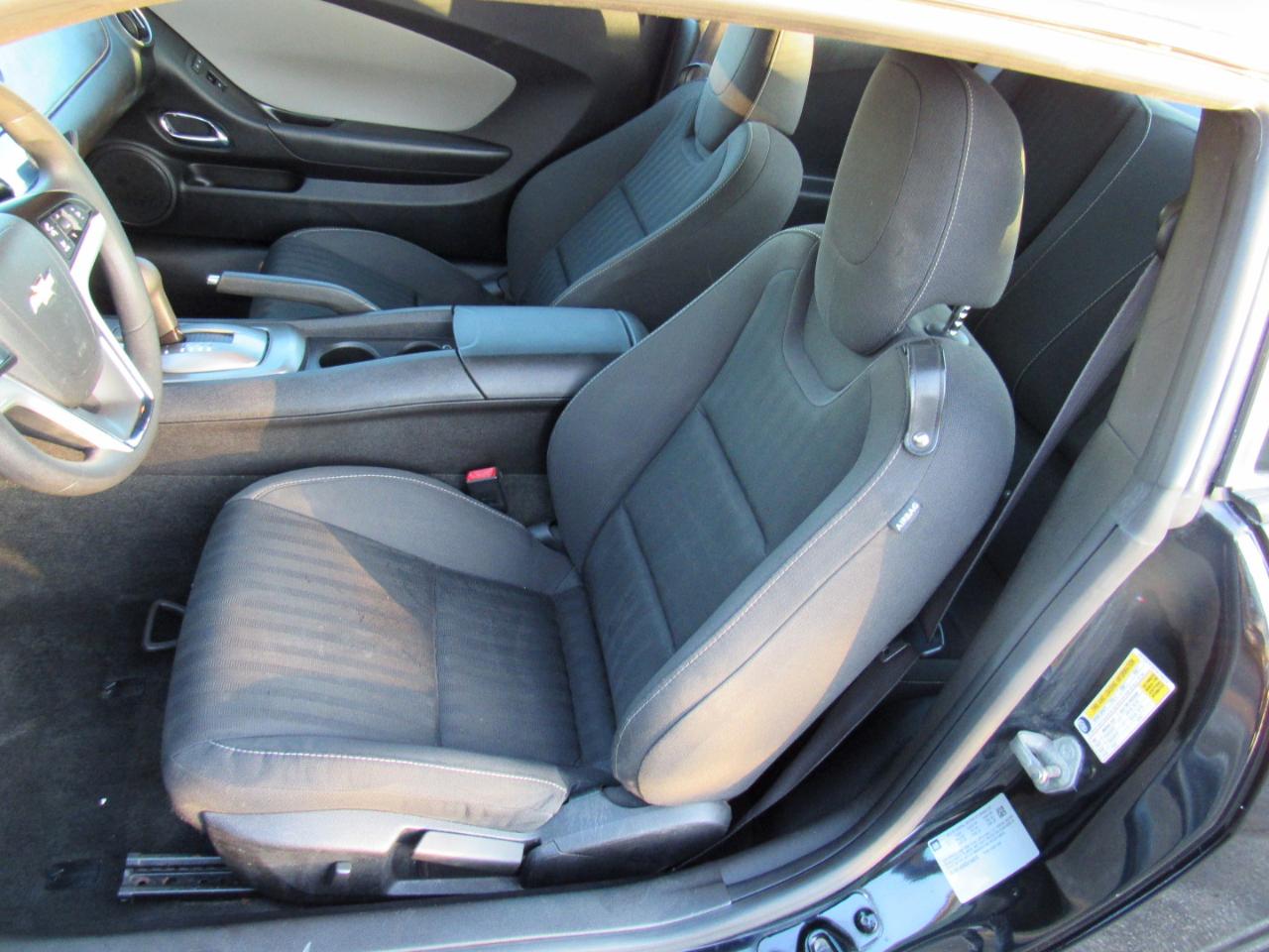 Chevrolet Camaro 2dr Cpe 2LS 2012