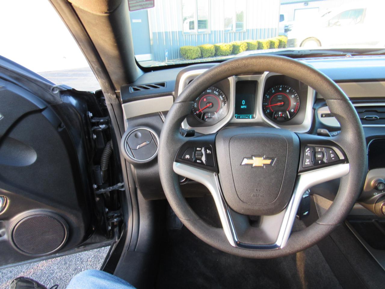 Chevrolet Camaro 2dr Cpe 2LS 2012