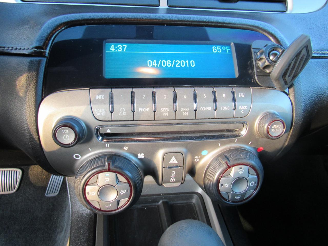 Chevrolet Camaro 2dr Cpe 2LS 2012