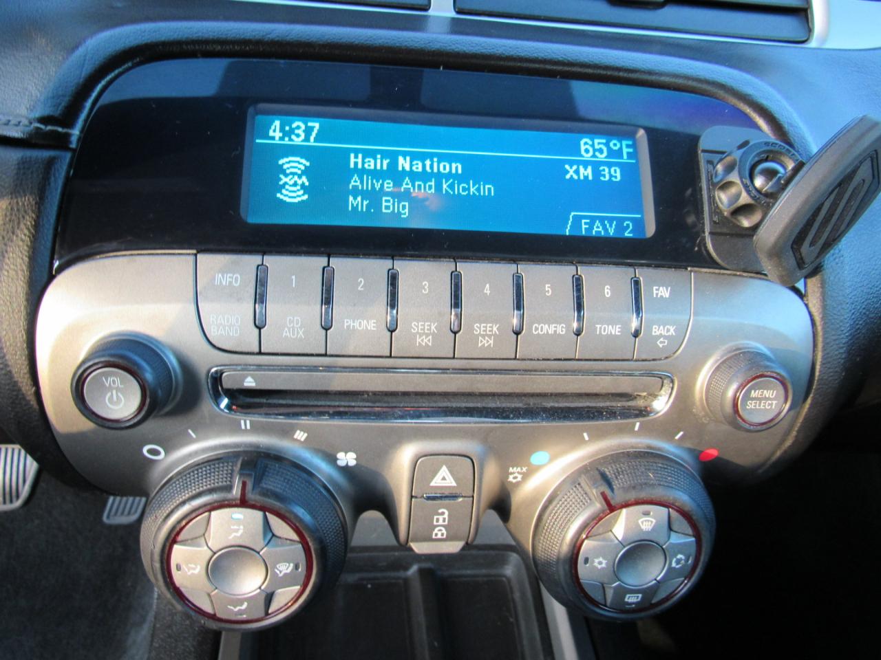 Chevrolet Camaro 2dr Cpe 2LS 2012