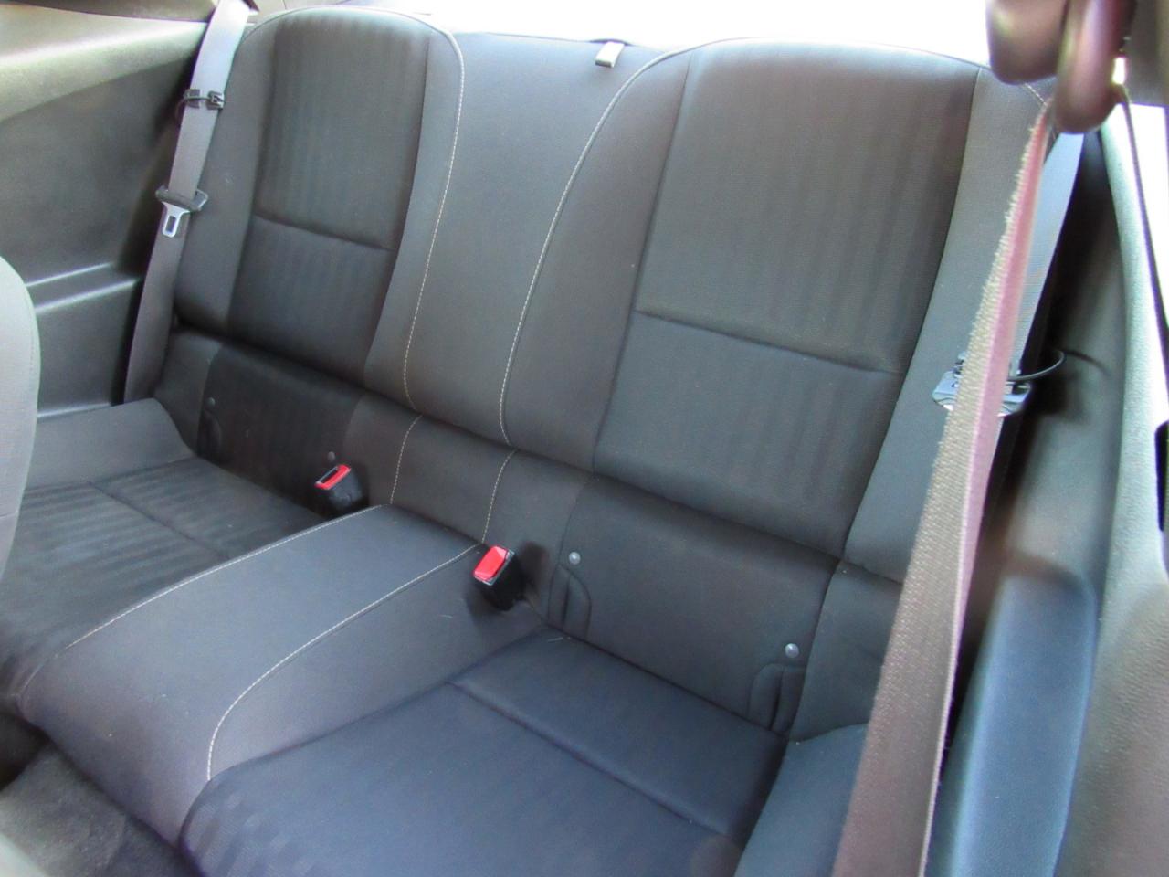 Chevrolet Camaro 2dr Cpe 2LS 2012