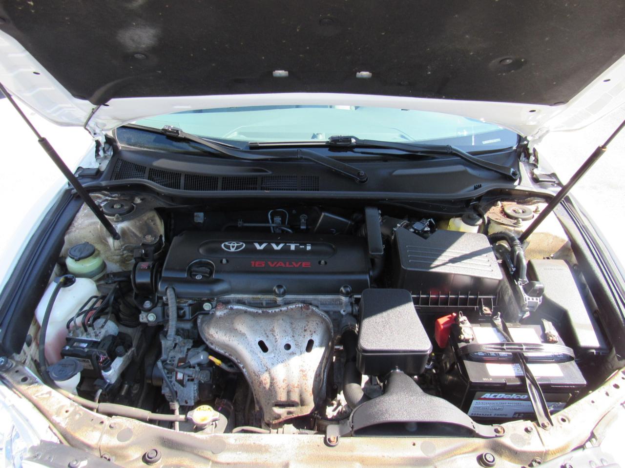 Toyota Camry 4dr Sdn I4 Man (Natl) 2009