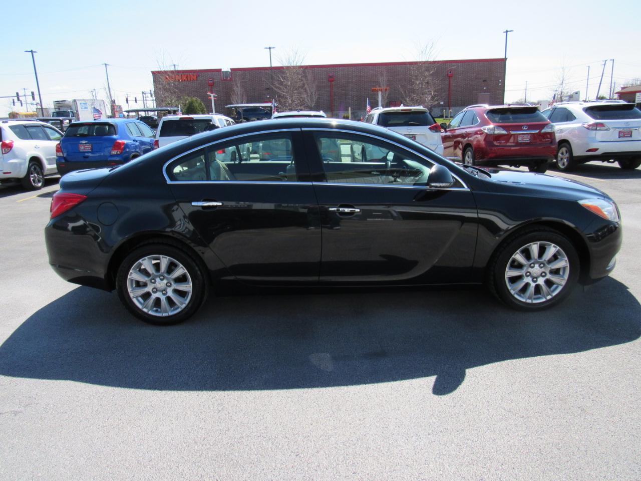 Buick Regal 4dr Sdn Premium 1 2012