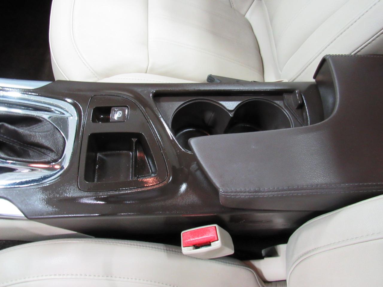 Buick Regal 4dr Sdn Premium 1 2012