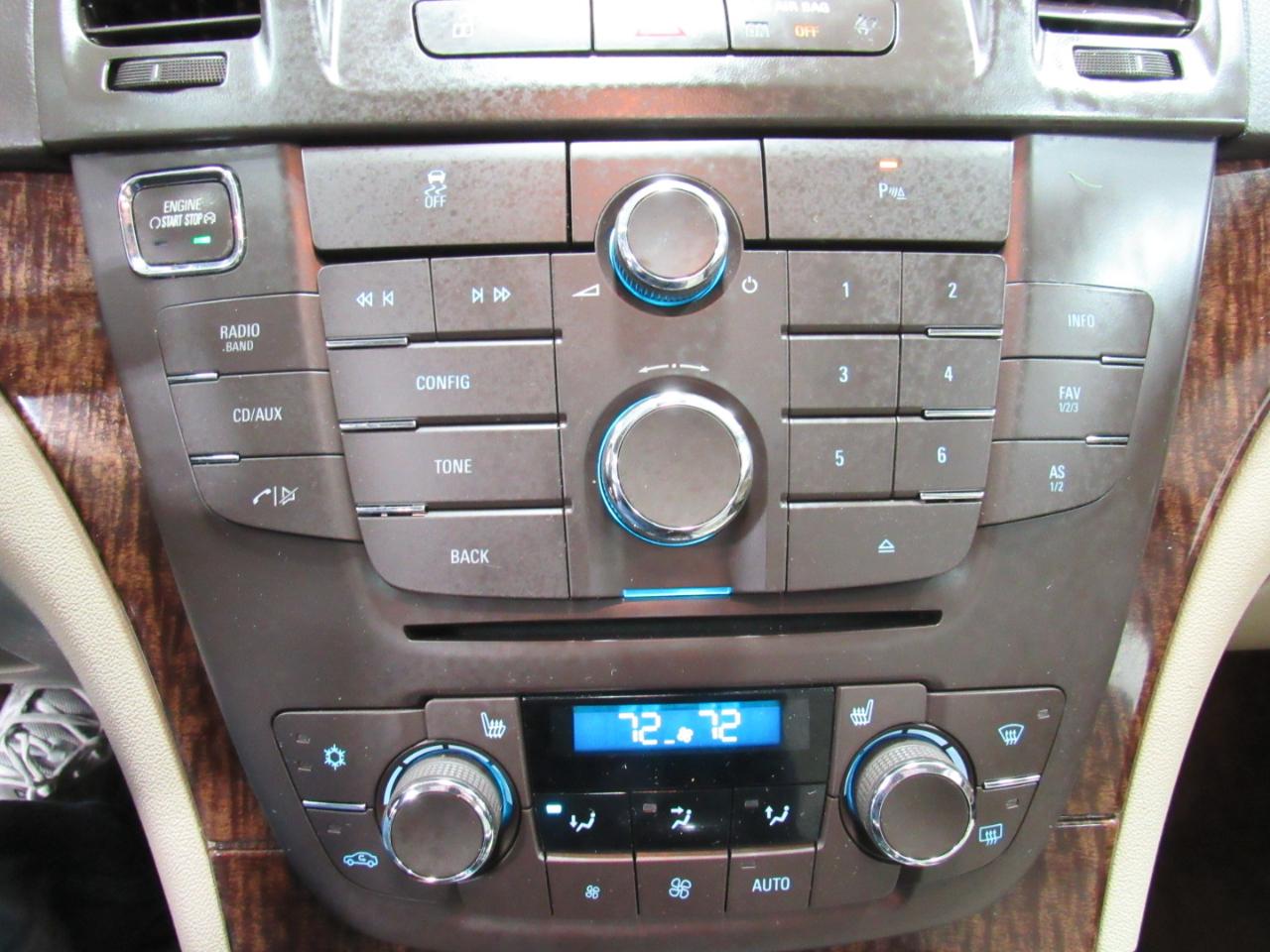 Buick Regal 4dr Sdn Premium 1 2012