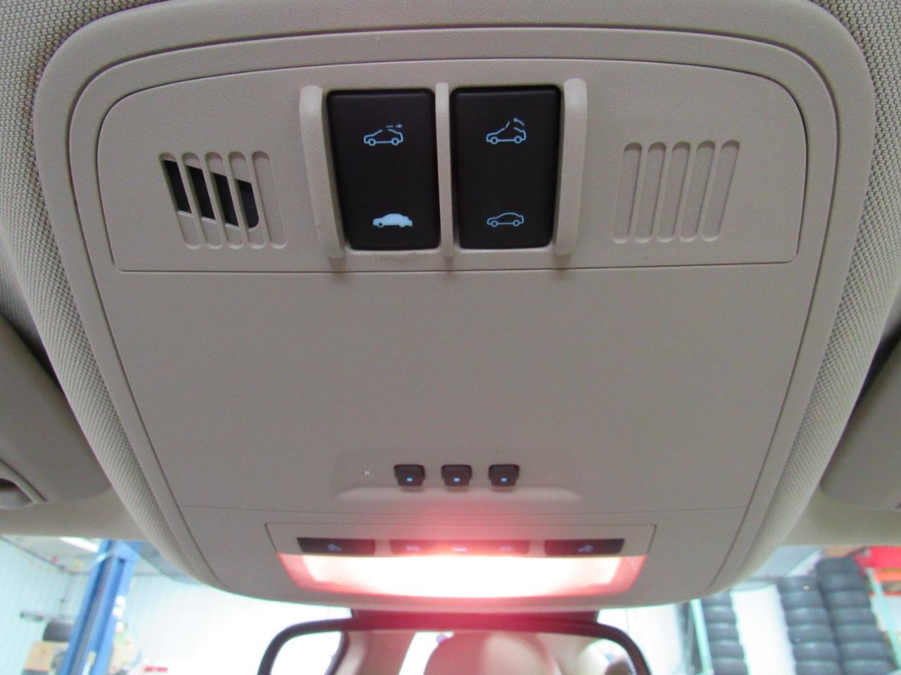 Buick Regal 4dr Sdn Premium 1 2012