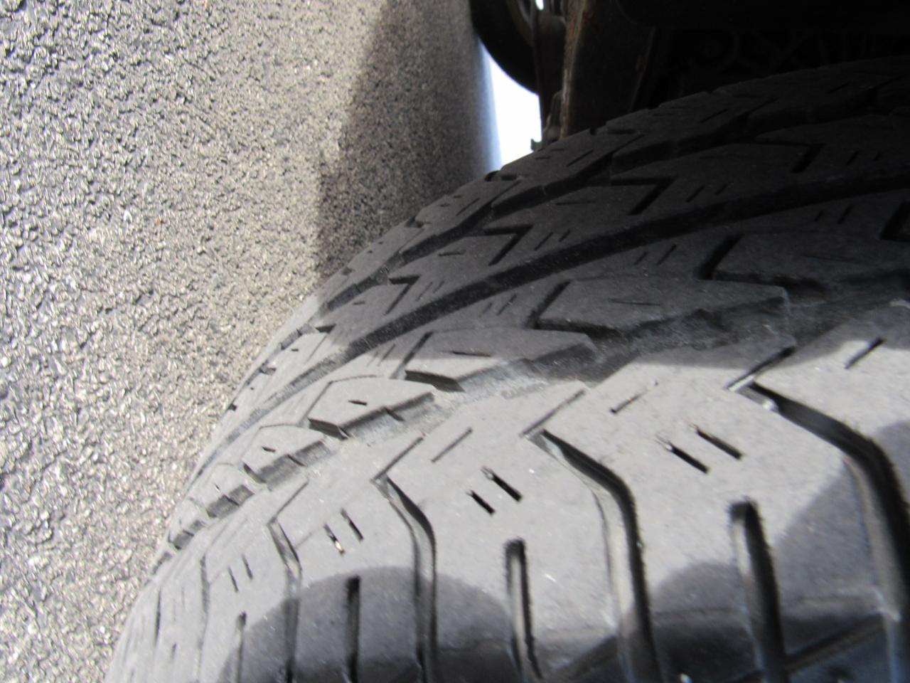 Ford Focus 4dr Sdn SE 2008