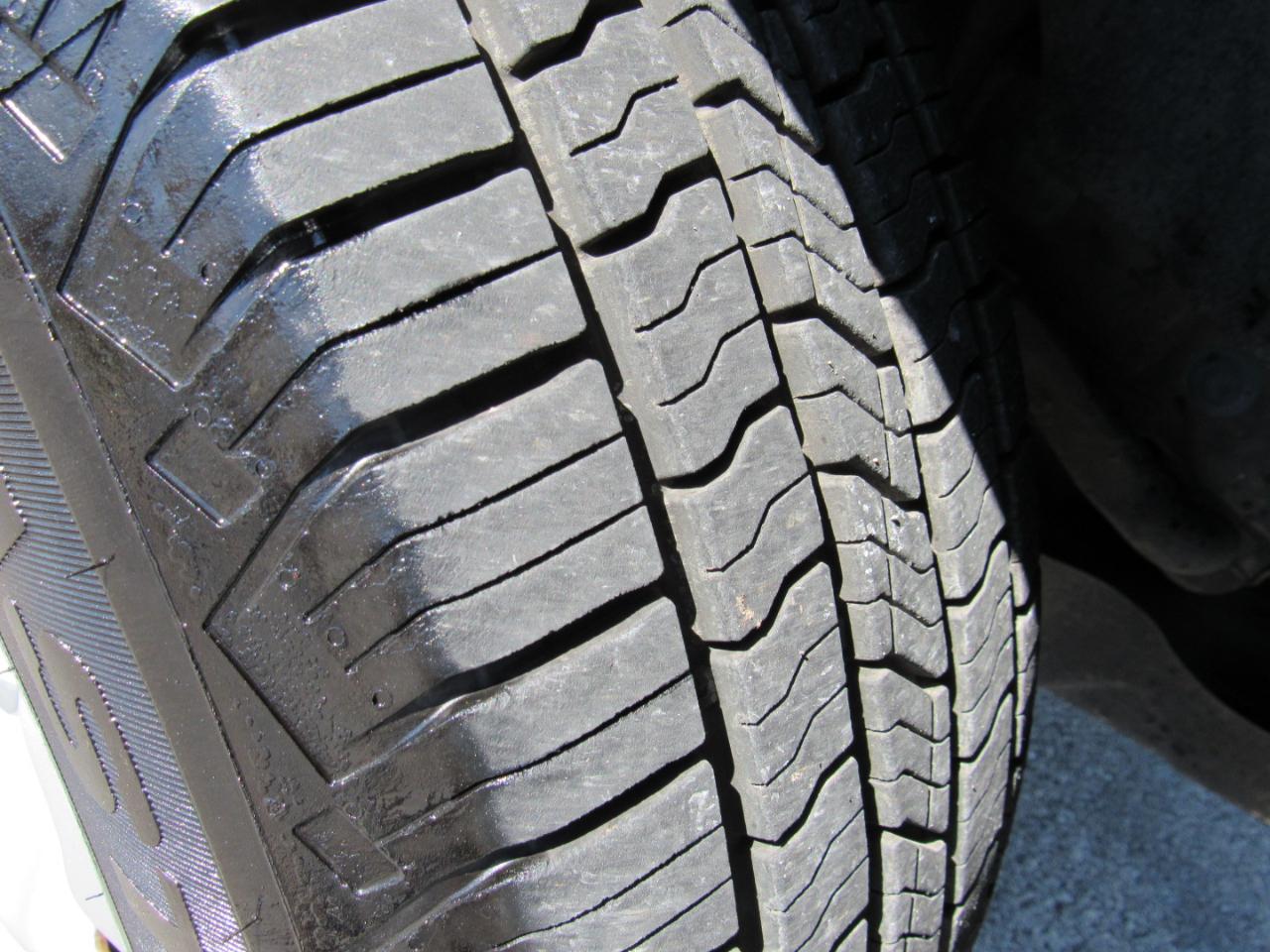 Toyota Tacoma 4WD Access Cab I4 MT (Natl) 2014