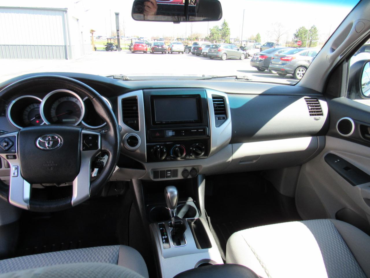 Toyota Tacoma 4WD Access Cab I4 MT (Natl) 2014