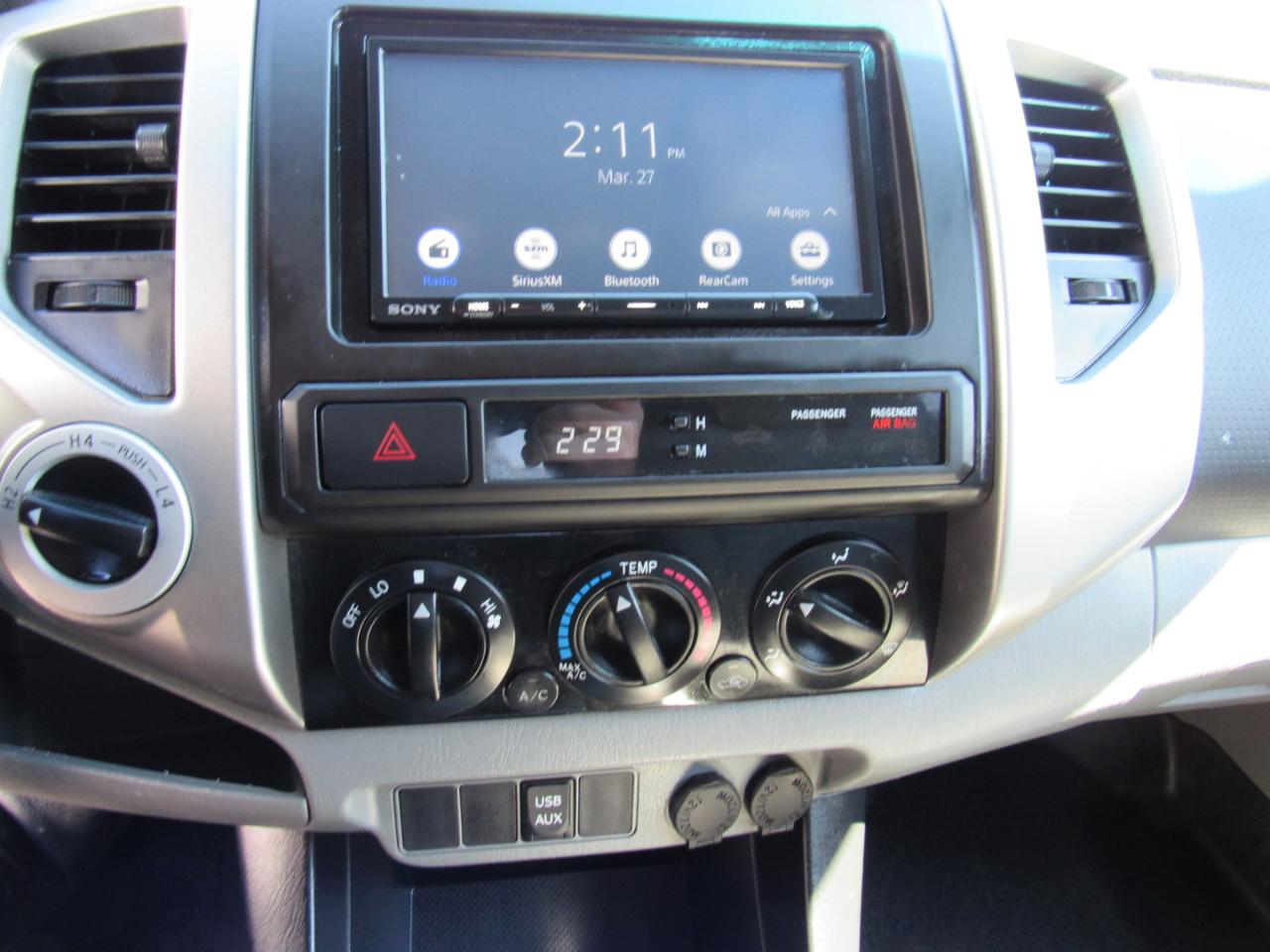 Toyota Tacoma 4WD Access Cab I4 MT (Natl) 2014