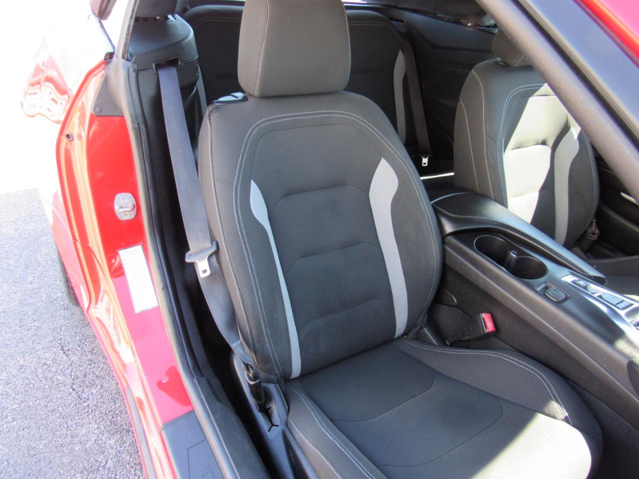 Chevrolet Camaro 2dr Conv 1LT 2020