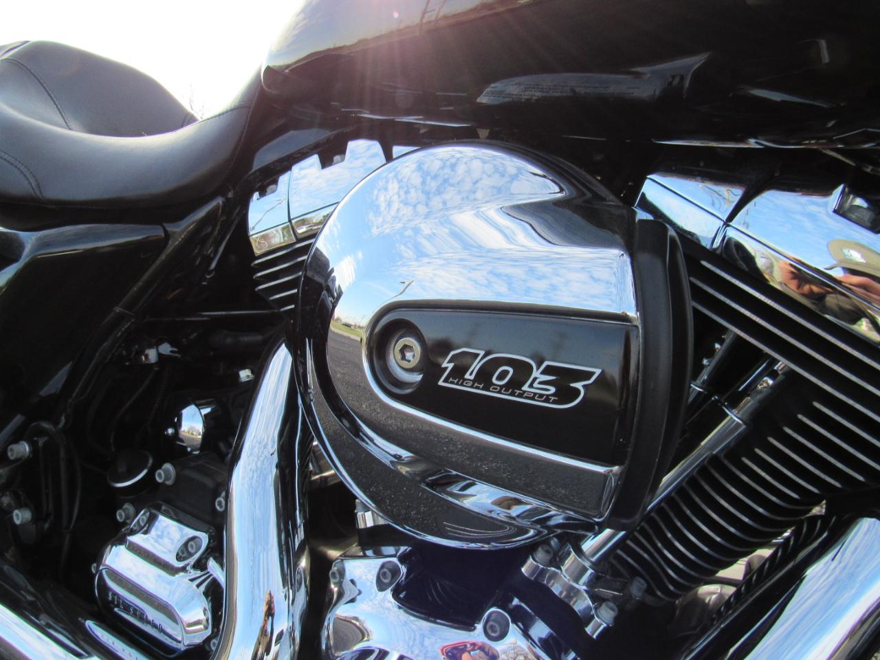 Harley-Davidson Road King  2015