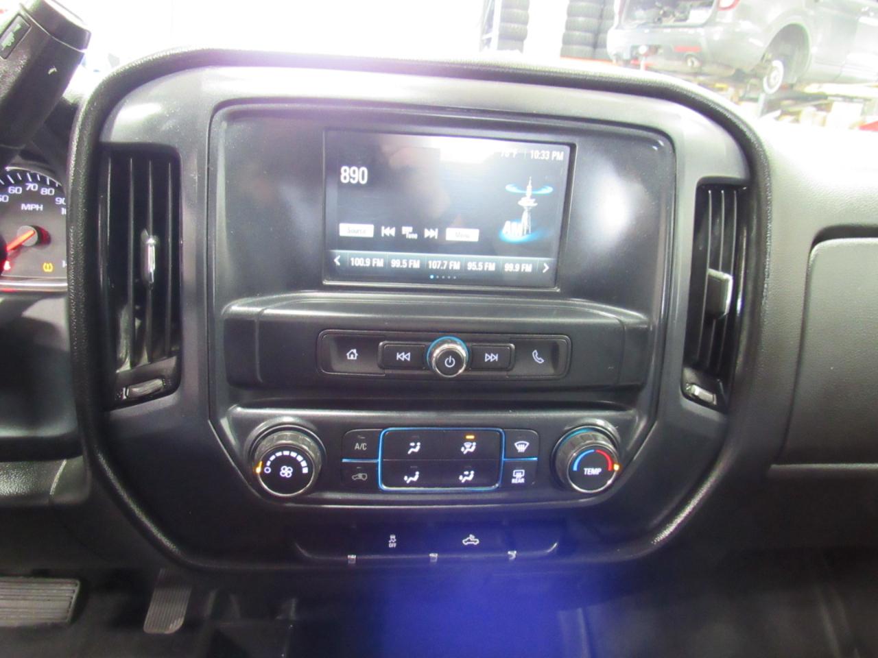 Chevrolet Silverado 2500HD 4WD Reg Cab 133.6" Work Truck 2018