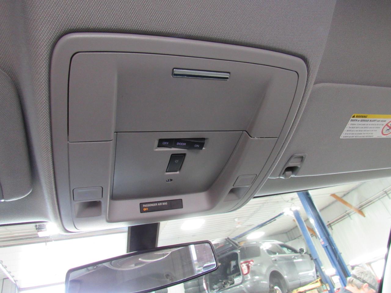 Chevrolet Silverado 2500HD 4WD Reg Cab 133.6" Work Truck 2018