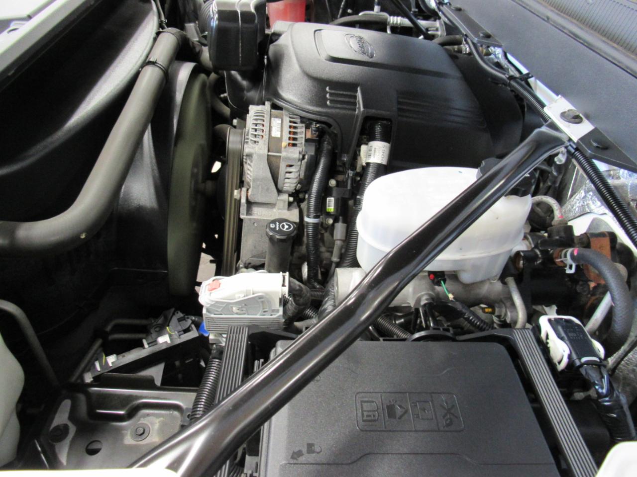 Chevrolet Silverado 2500HD 4WD Reg Cab 133.6" Work Truck 2018