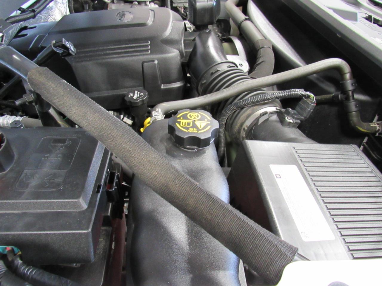 Chevrolet Silverado 2500HD 4WD Reg Cab 133.6" Work Truck 2018