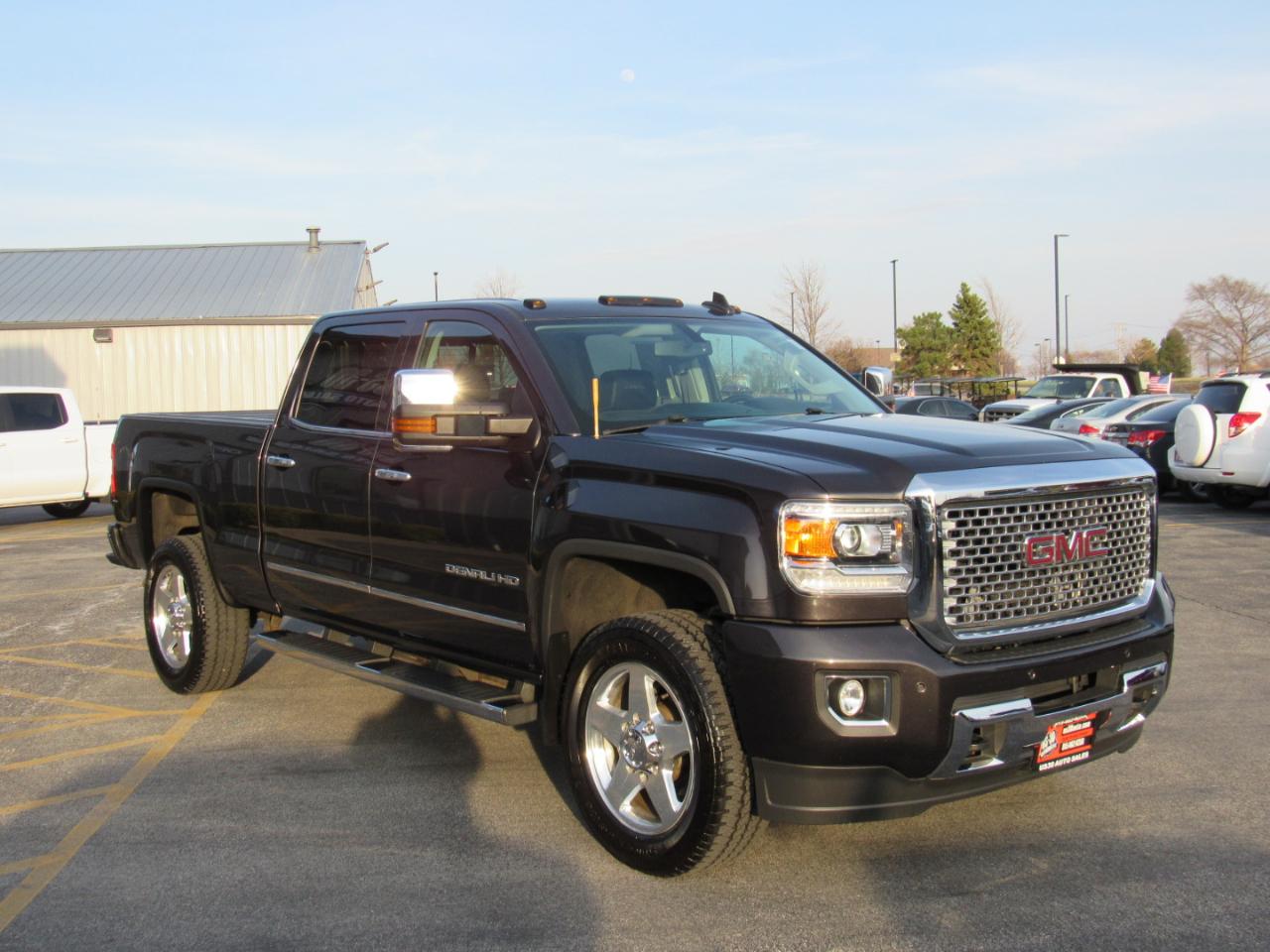 GMC Sierra 2500HD available WiFi 4WD Crew Cab 153.7" Denali 2015