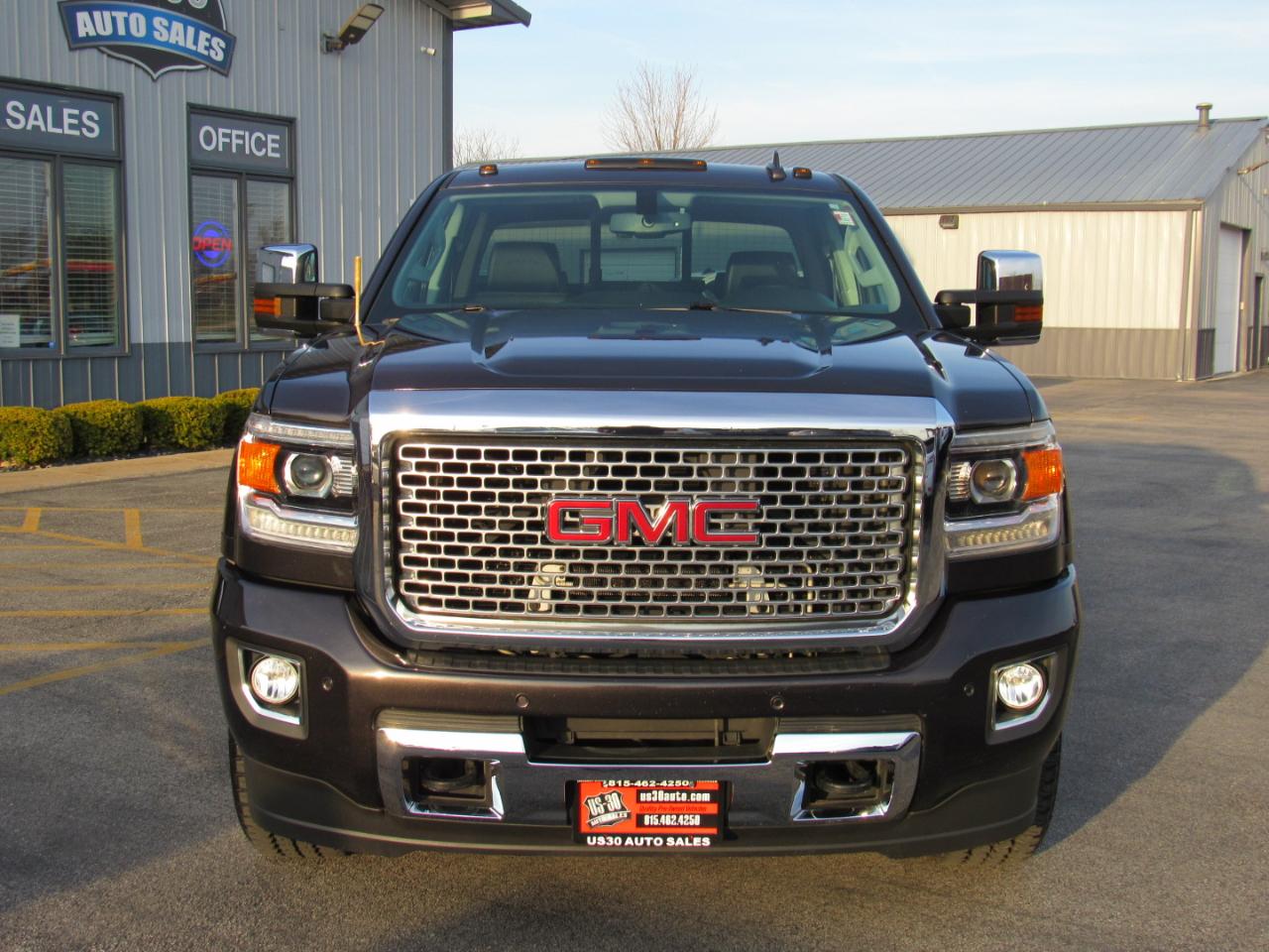 GMC Sierra 2500HD available WiFi 4WD Crew Cab 153.7" Denali 2015