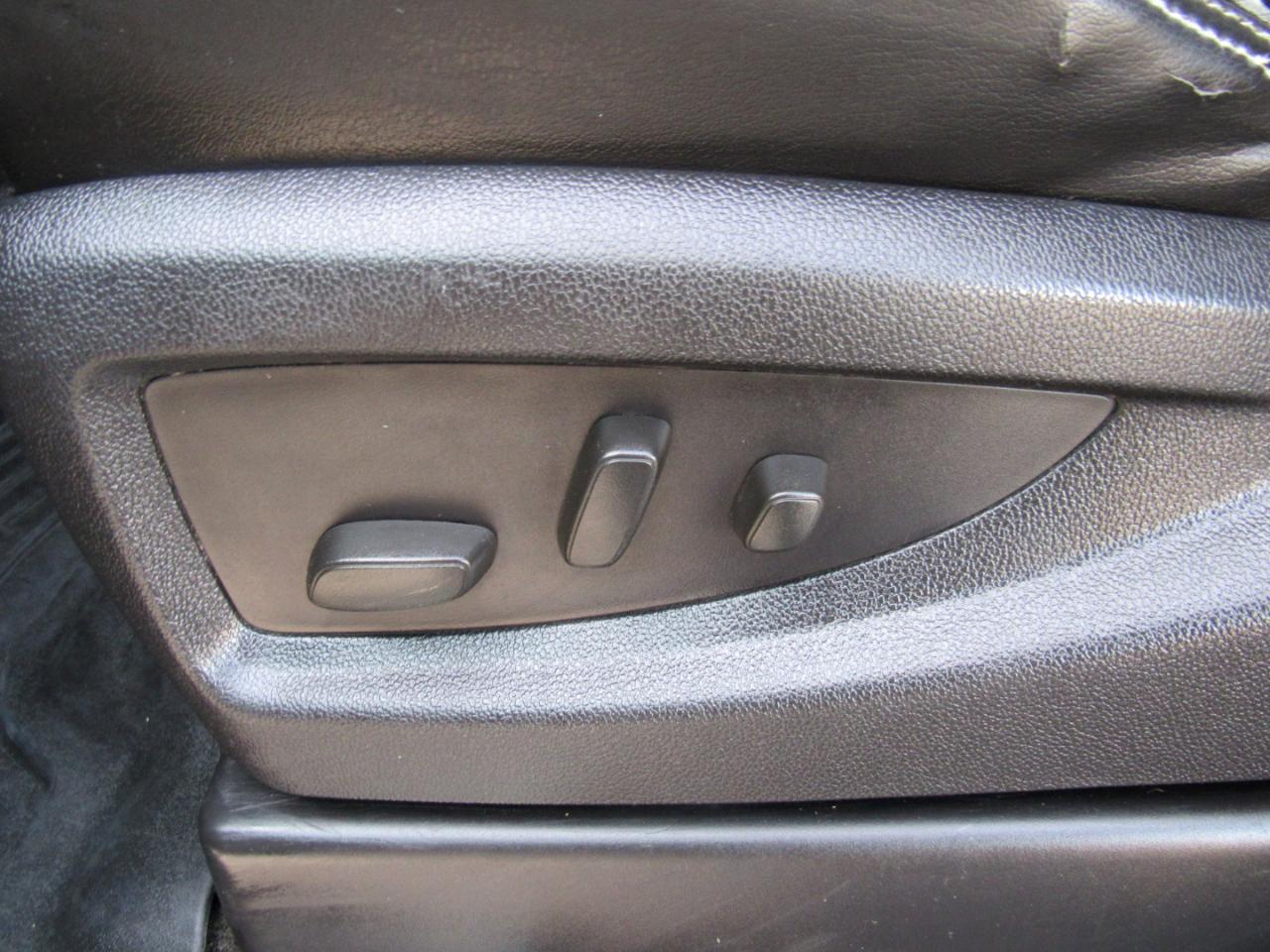 GMC Sierra 2500HD available WiFi 4WD Crew Cab 153.7" Denali 2015