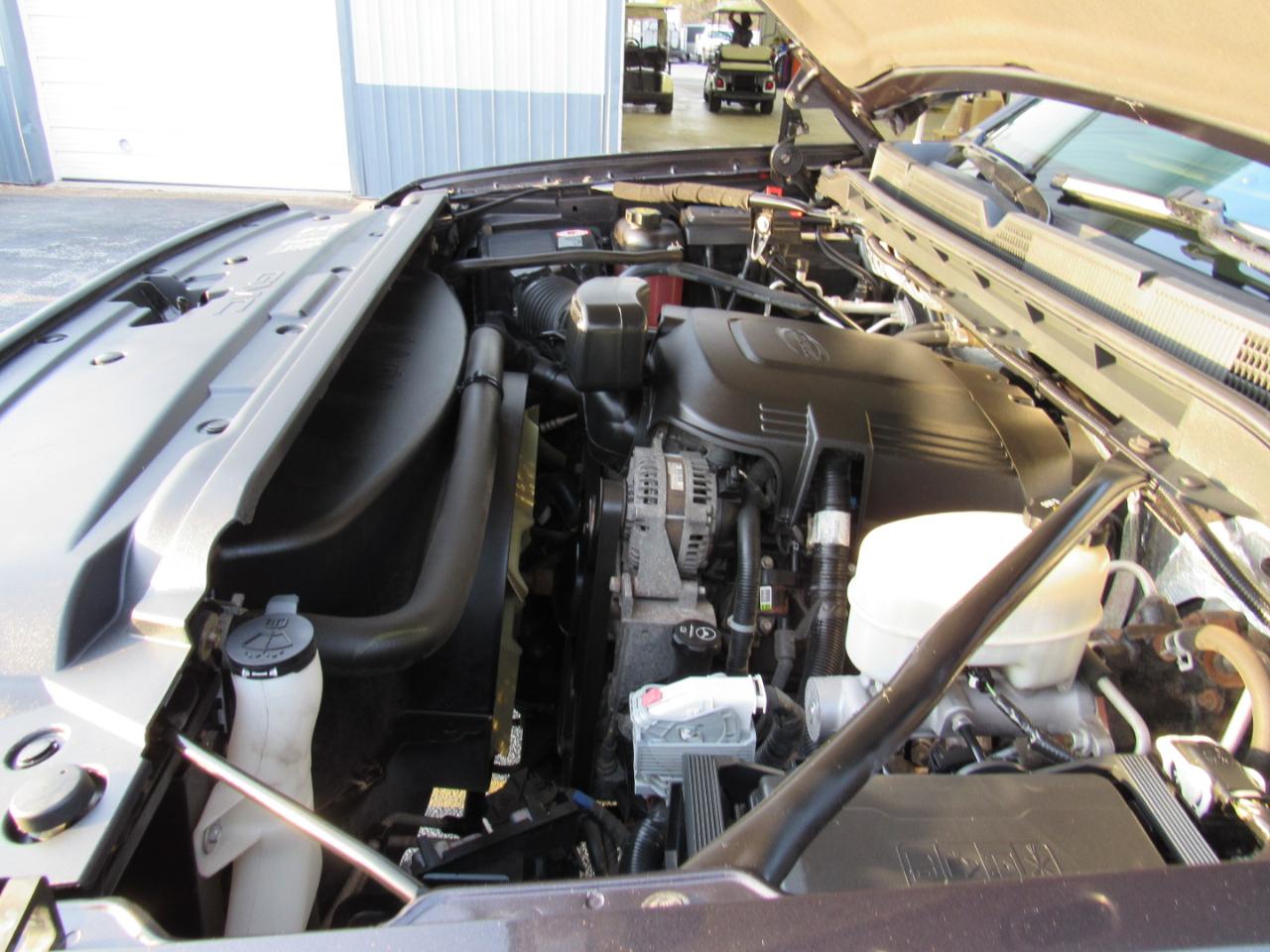 GMC Sierra 2500HD available WiFi 4WD Crew Cab 153.7" Denali 2015