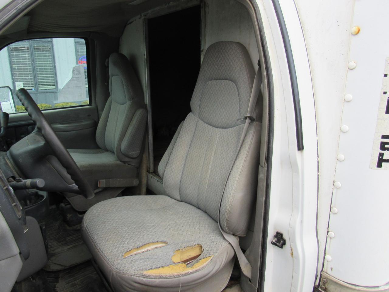 GMC G Savana Special 159" WB C7A DRW 1998