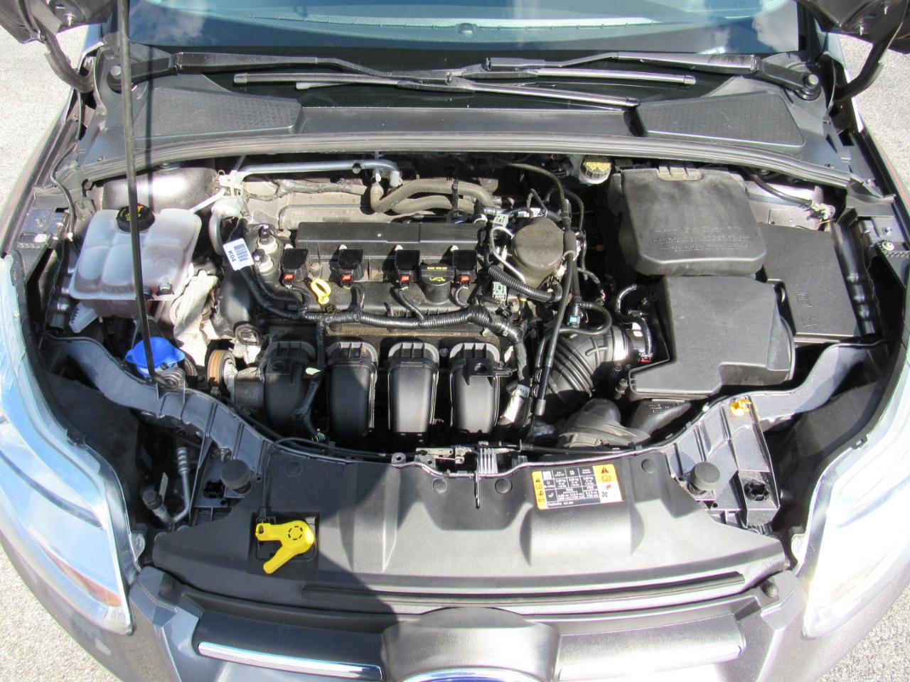 Ford Focus 4dr Sdn SE 2014