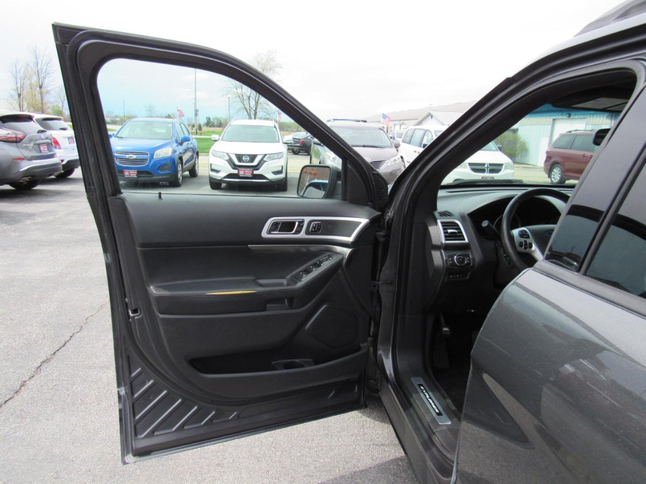 Ford Explorer 4WD 4dr Sport 2015