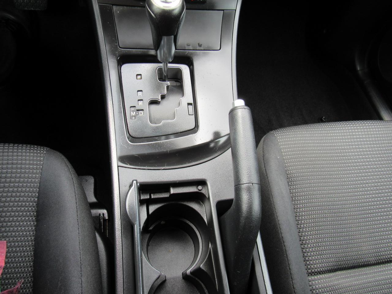 Mazda MAZDA3 4dr Sdn Auto i Touring 2012