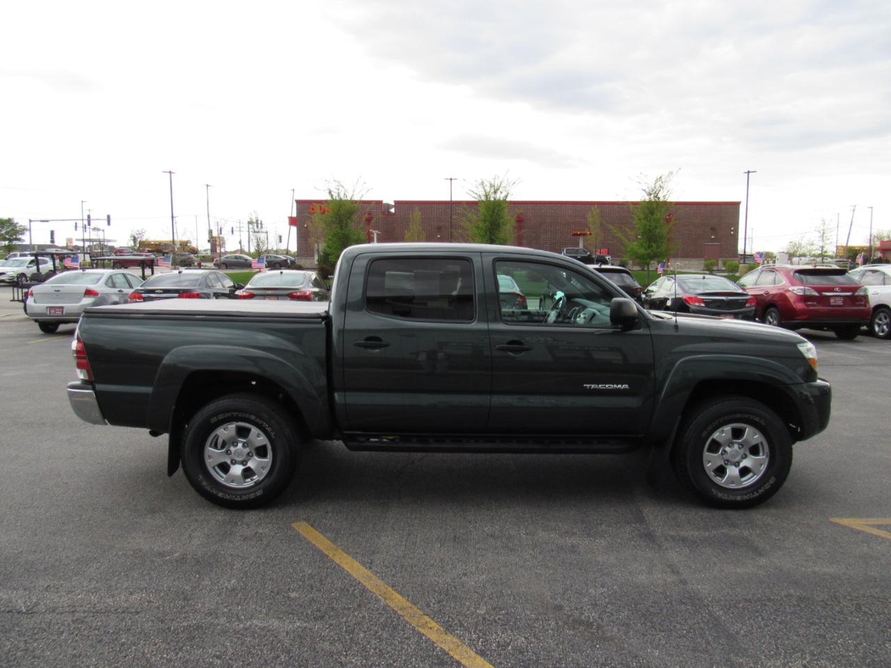 Toyota Tacoma 4WD Double V6 AT (Natl) 2010