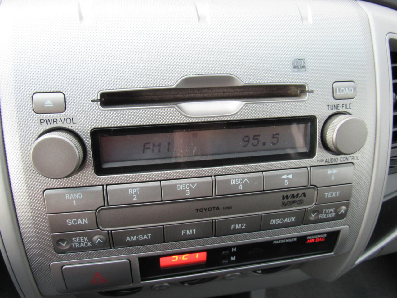 Toyota Tacoma 4WD Double V6 AT (Natl) 2010