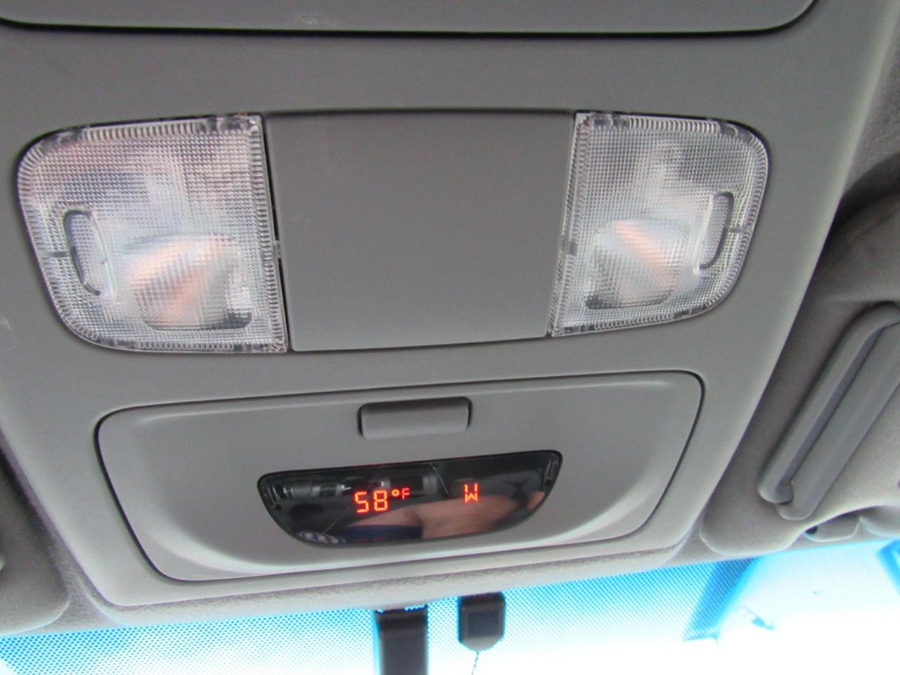 Toyota Tacoma 4WD Double V6 AT (Natl) 2010