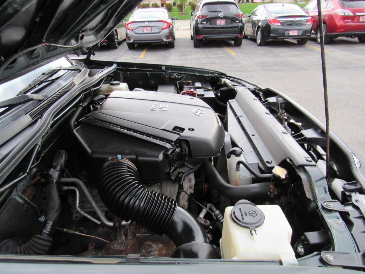 Toyota Tacoma 4WD Double V6 AT (Natl) 2010