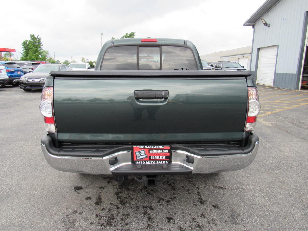 View vehicle photo 5