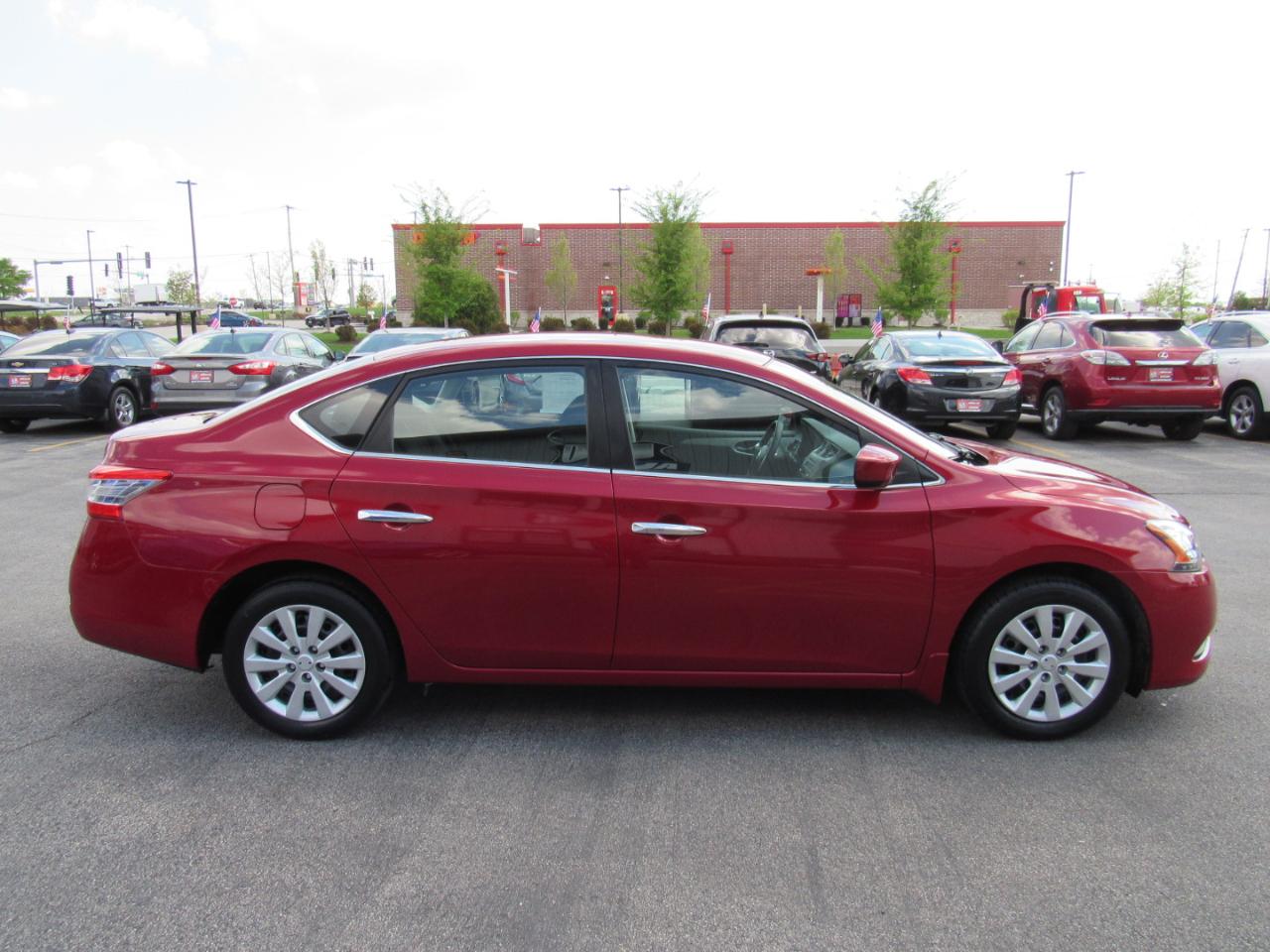 Nissan Sentra 4dr Sdn I4 CVT S 2013