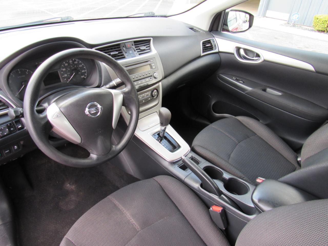 Nissan Sentra 4dr Sdn I4 CVT S 2013