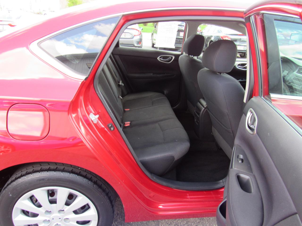 Nissan Sentra 4dr Sdn I4 CVT S 2013