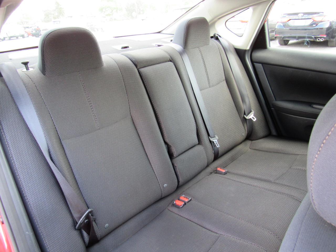 Nissan Sentra 4dr Sdn I4 CVT S 2013