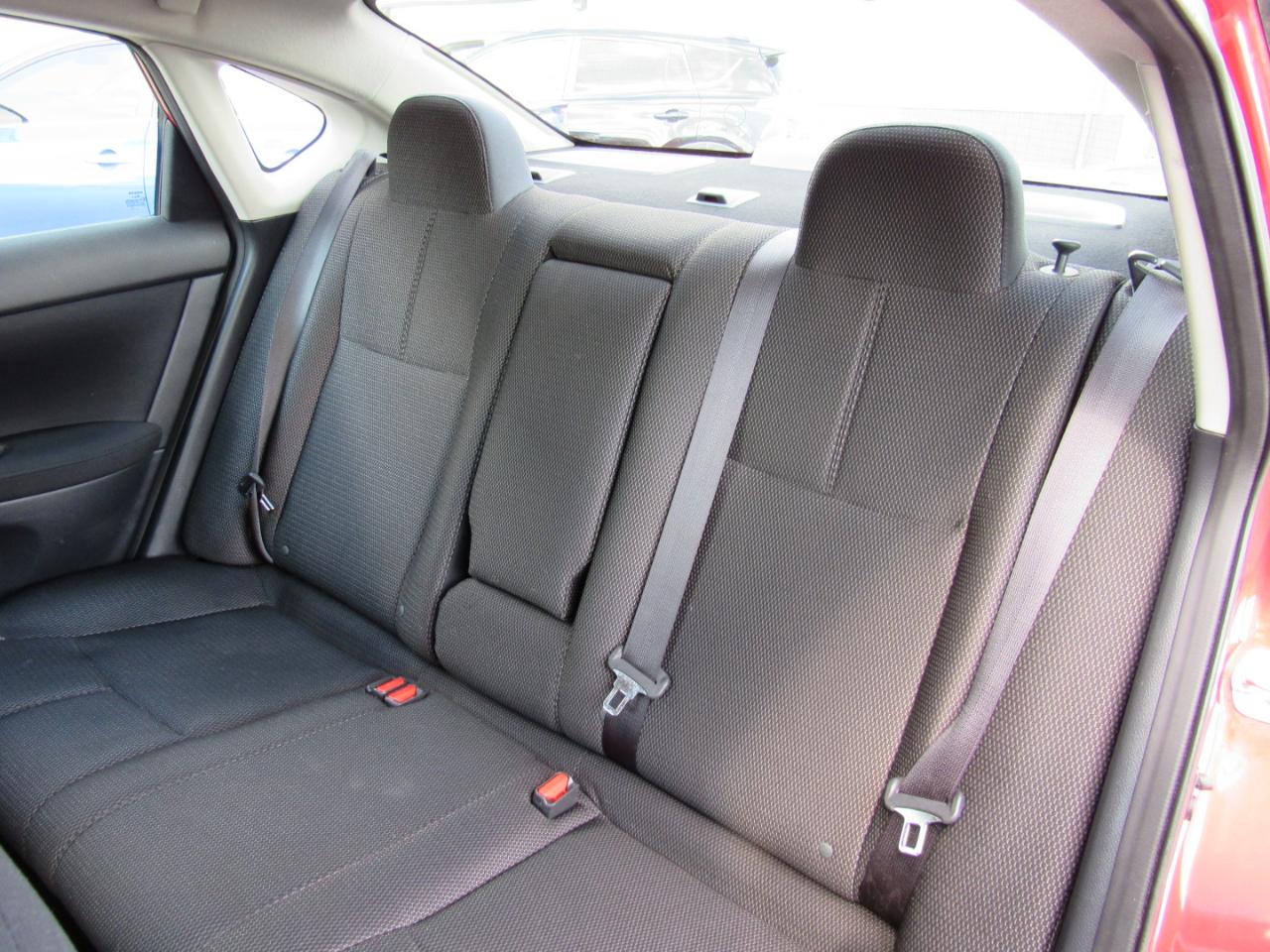 Nissan Sentra 4dr Sdn I4 CVT S 2013