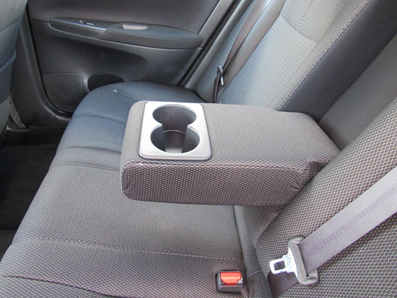 Nissan Sentra 4dr Sdn I4 CVT S 2013