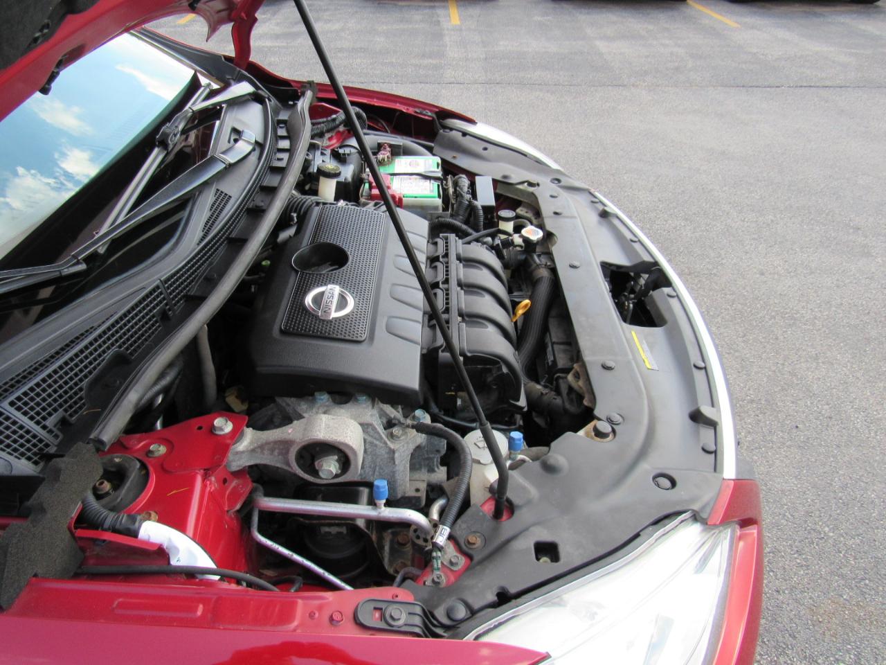 Nissan Sentra 4dr Sdn I4 CVT S 2013