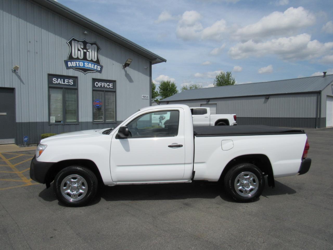 Toyota Tacoma 2WD Reg Cab I4 MT (Natl) 2013