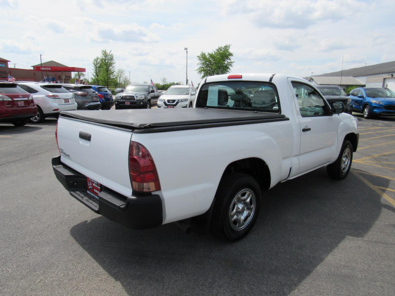 Toyota Tacoma 2WD Reg Cab I4 MT (Natl) 2013